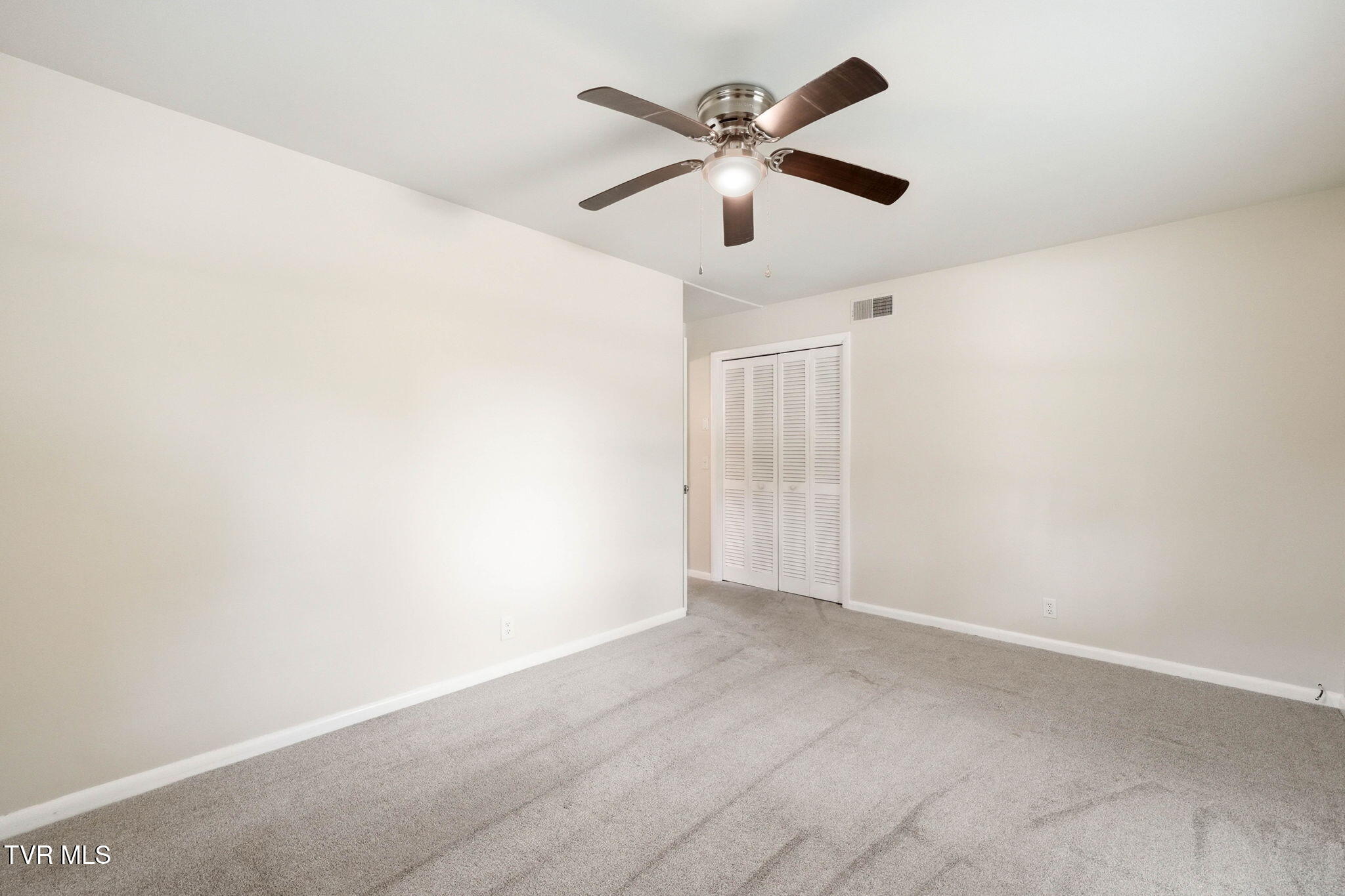 808 Chippendale Road, Unit 16 Kingsport, TN 37660 - Photo 14 of 35 13-web-or-mls-808 Chippendale Rd-20