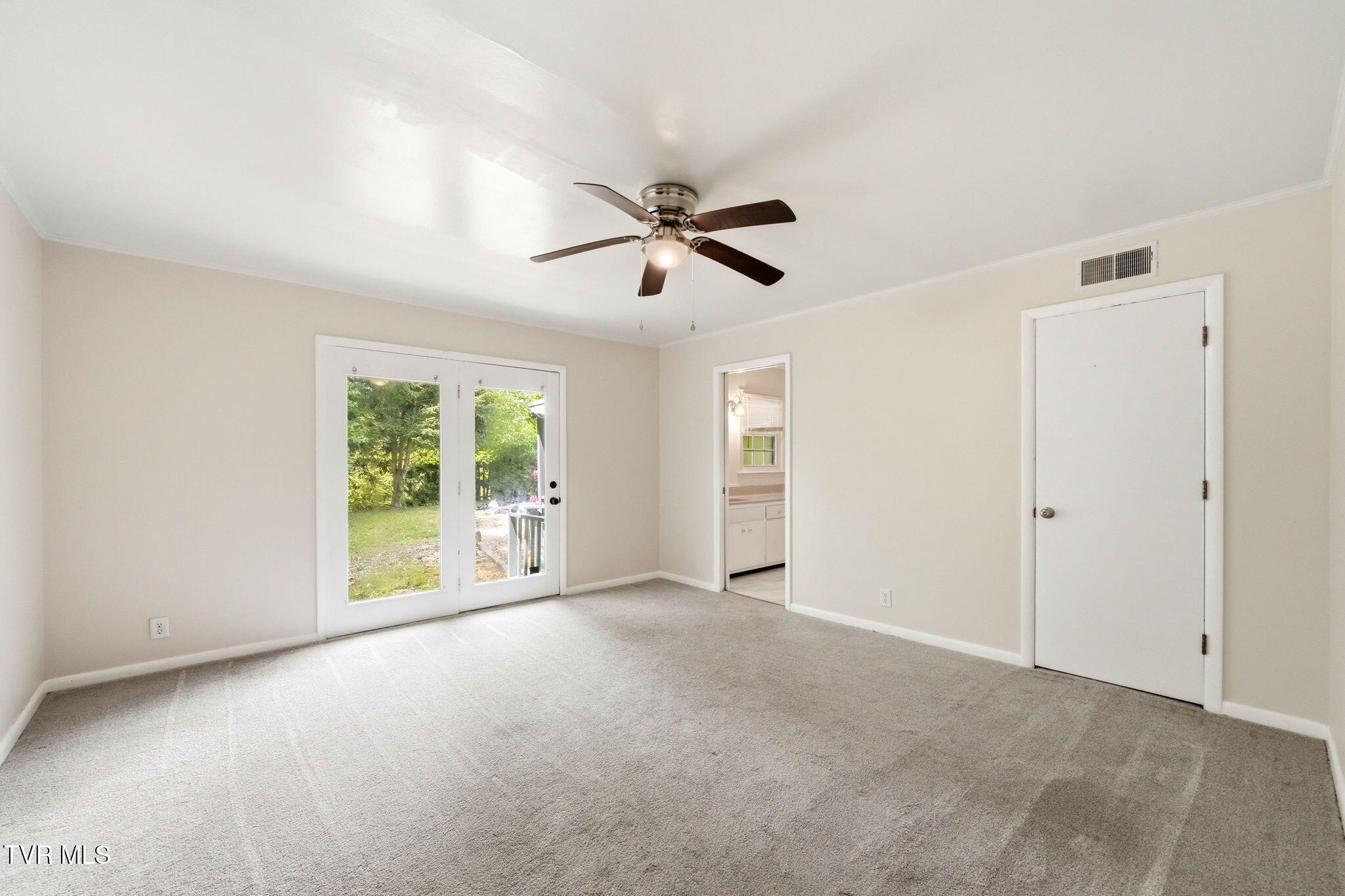 808 Chippendale Road, Unit 16 Kingsport, TN 37660 - Photo 20 of 35 19-web-or-mls-808 Chippendale Rd-26