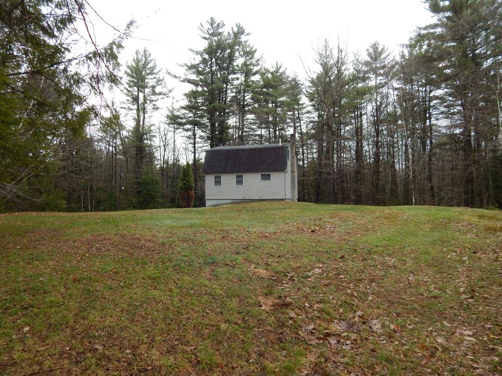 20 Dock Road Belmont, NH 03220 - Photo 15 of 24