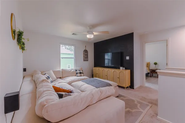 $209,000 | 940 Cedar Point Drive, Livingston, TX 77351