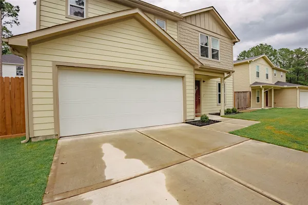 $209,000 | 940 Cedar Point Drive, Livingston, TX 77351