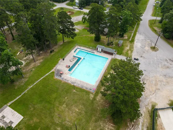 $209,000 | 940 Cedar Point Drive, Livingston, TX 77351