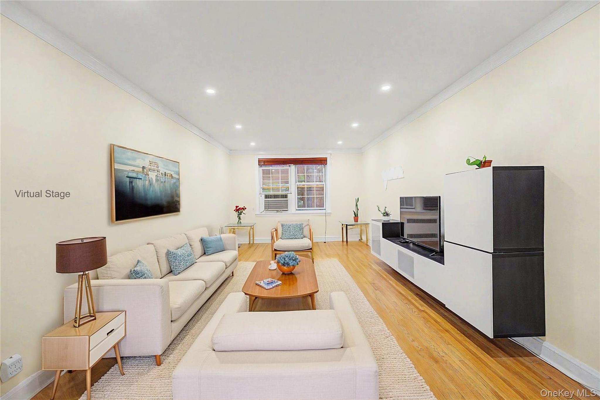10 Welwyn Road, Unit 2C Great Neck, NY 11021 - Photo 6 of 18 Virtually Stage