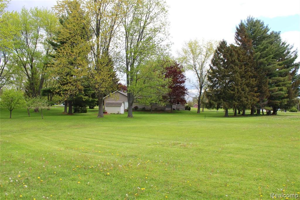 3173 Luce Road Flushing, MI 48433 - Photo 8 of 54