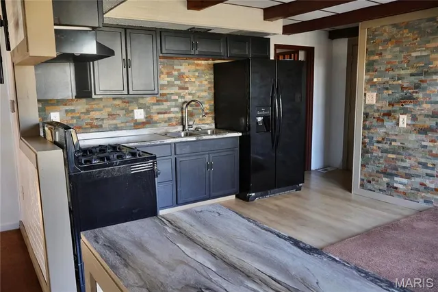 $85,000 | 623 Broadway, Venice, IL 62090