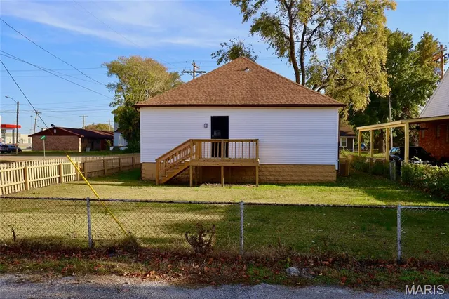 $85,000 | 623 Broadway, Venice, IL 62090