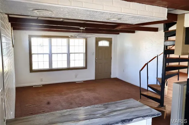 $95,000 | 623 Broadway, Venice, IL 62090