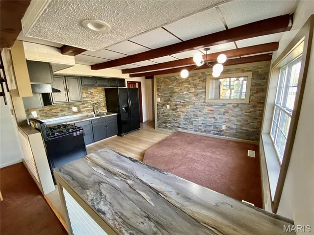 $85,000 | 623 Broadway, Venice, IL 62090