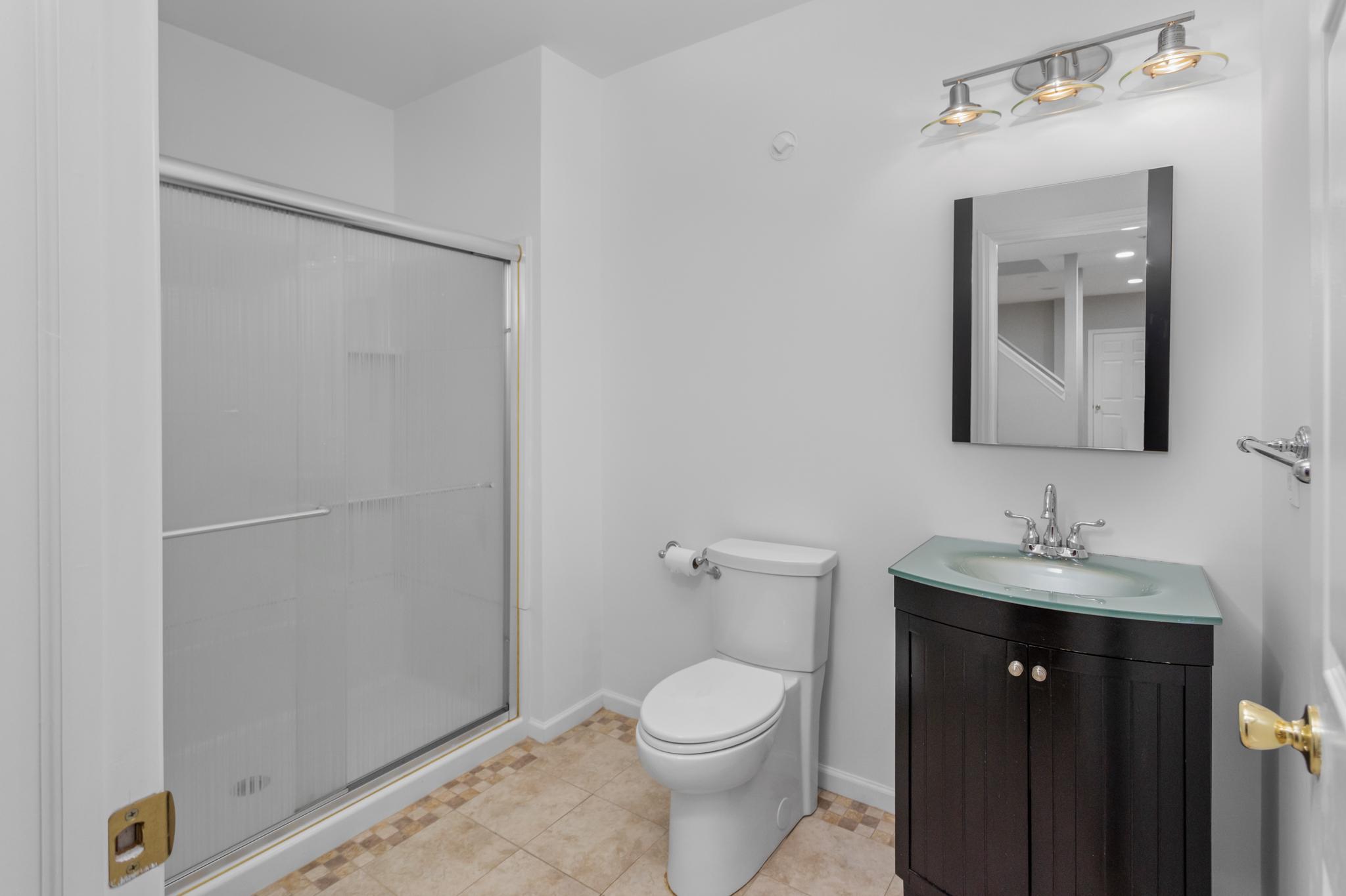 2 Thorn Lane Chesterfield, NJ 08515 - Photo 36 of 47 Basement Full Bathroom
