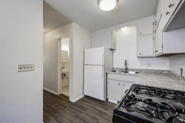 $699,000 | 2818 East 31st Street, Minneapolis, MN 55406