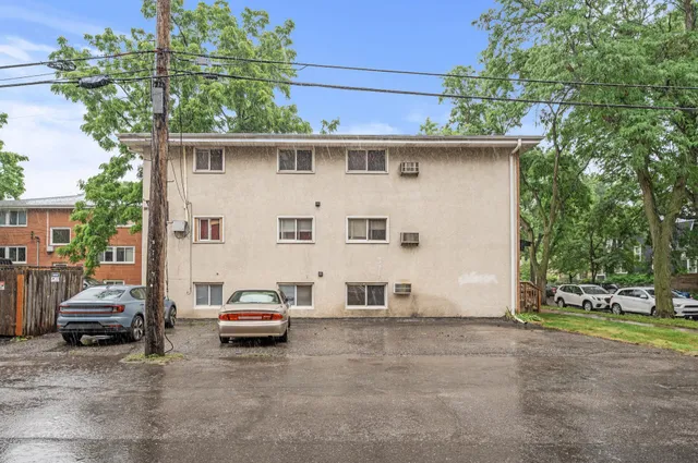 $699,000 | 2818 East 31st Street, Minneapolis, MN 55406