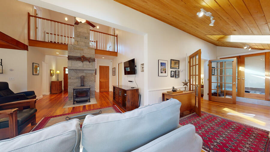 29 Boulder Hill Road Tenants Harbor, ME 04860 - Photo 24 of 90 View of Living Area