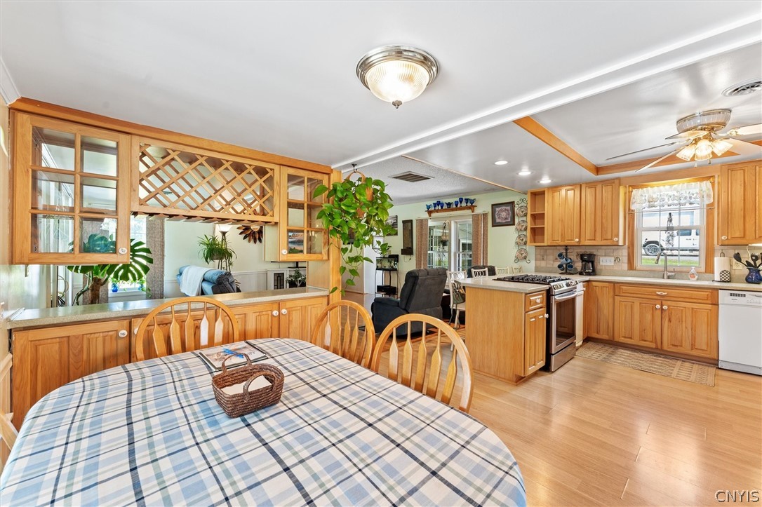 5550 Huntington Camp Road Eaton, NY 13334 - Photo 10 of 32 Dining|Kitchen