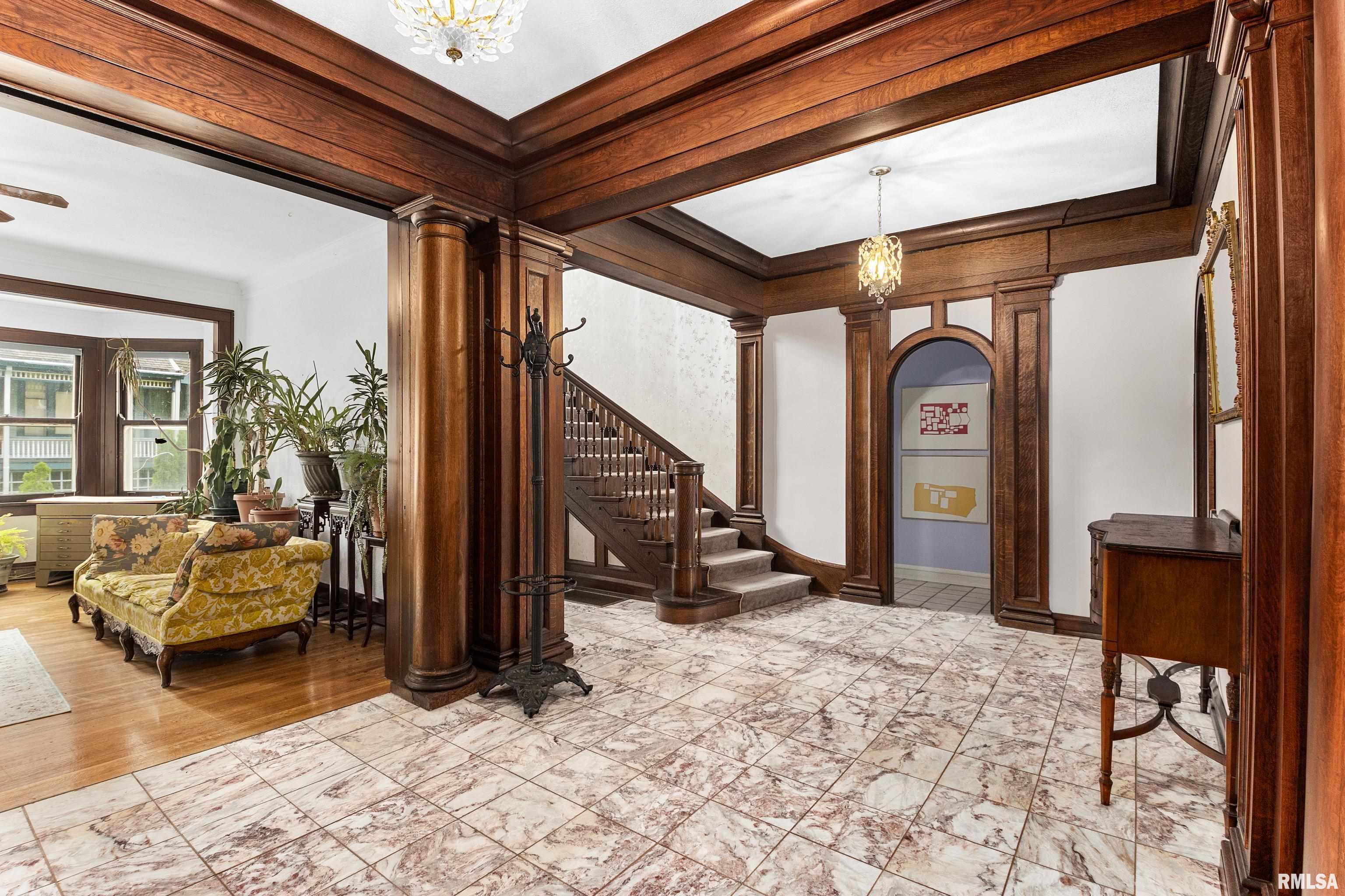 423 West High Street Peoria, IL 61606 - Photo 11 of 58