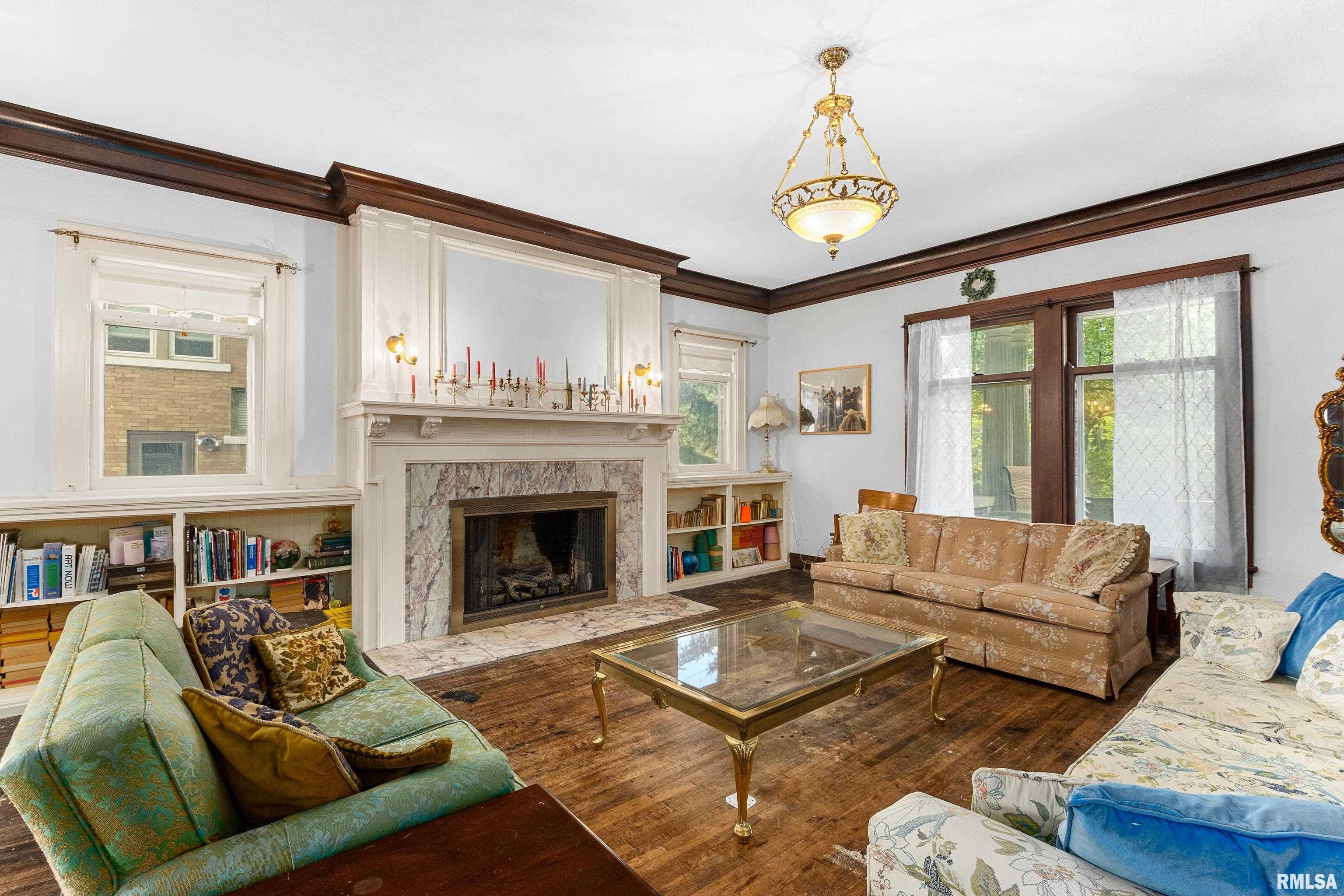 423 West High Street Peoria, IL 61606 - Photo 13 of 58