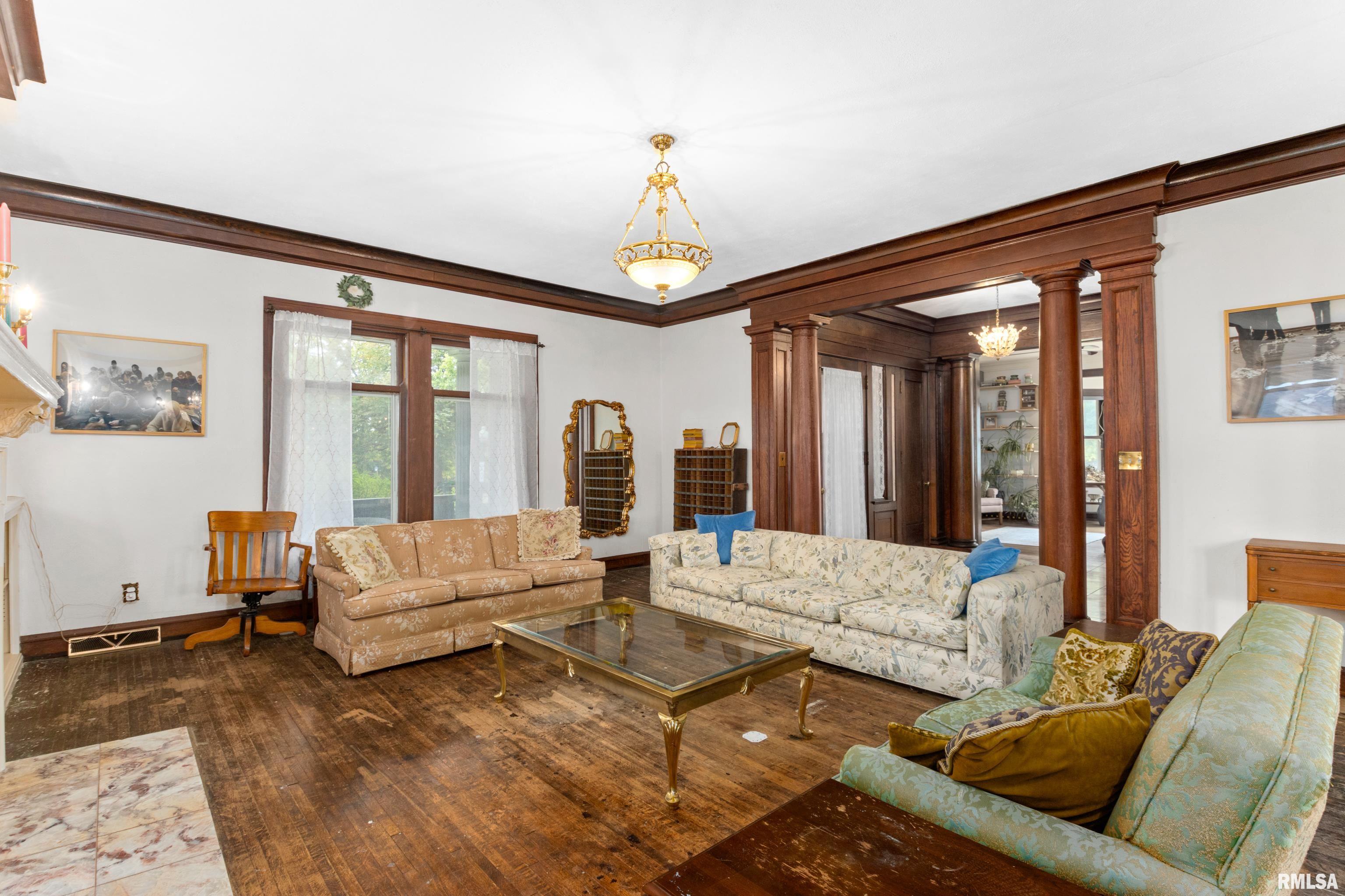 423 West High Street Peoria, IL 61606 - Photo 17 of 58