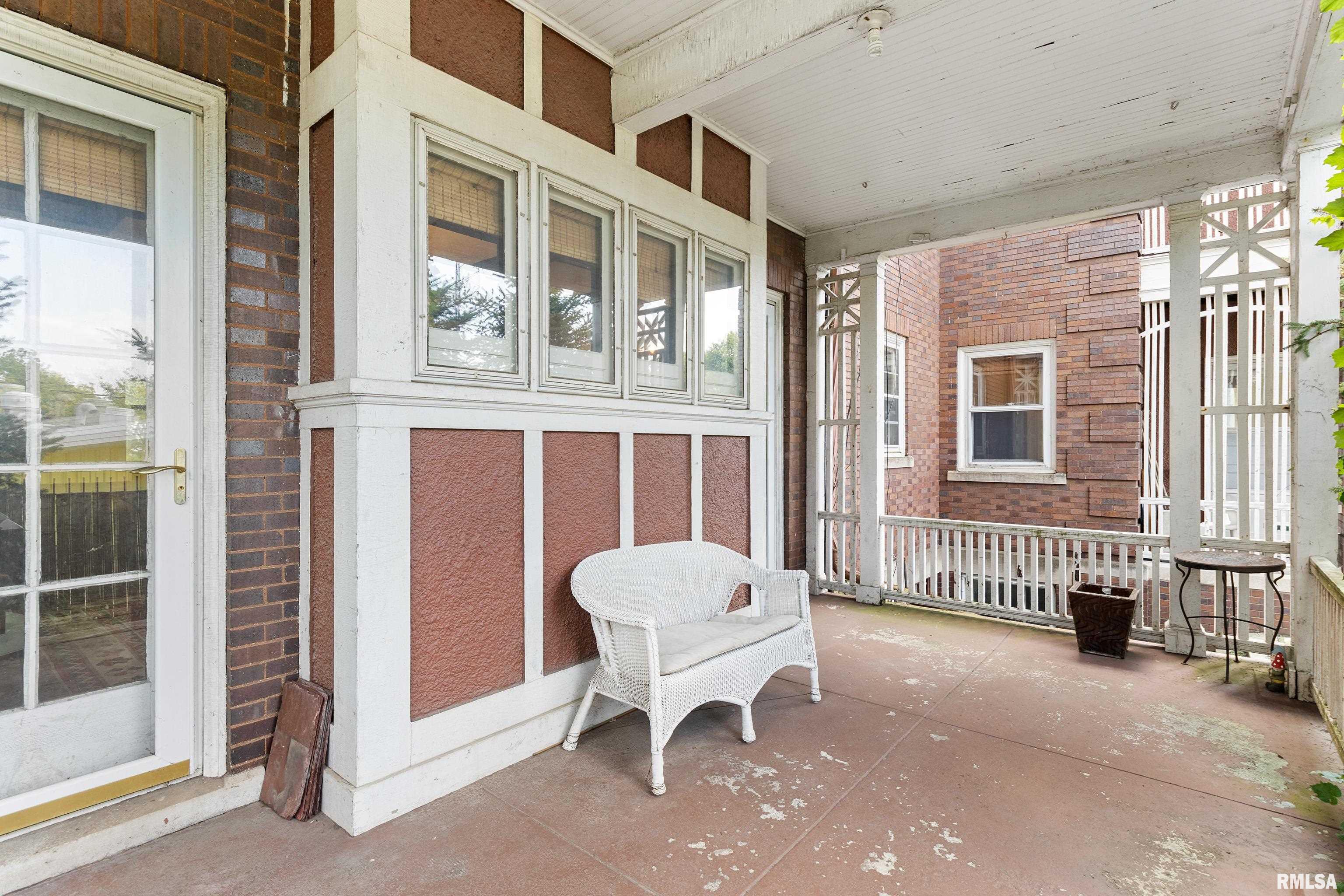 423 West High Street Peoria, IL 61606 - Photo 20 of 58