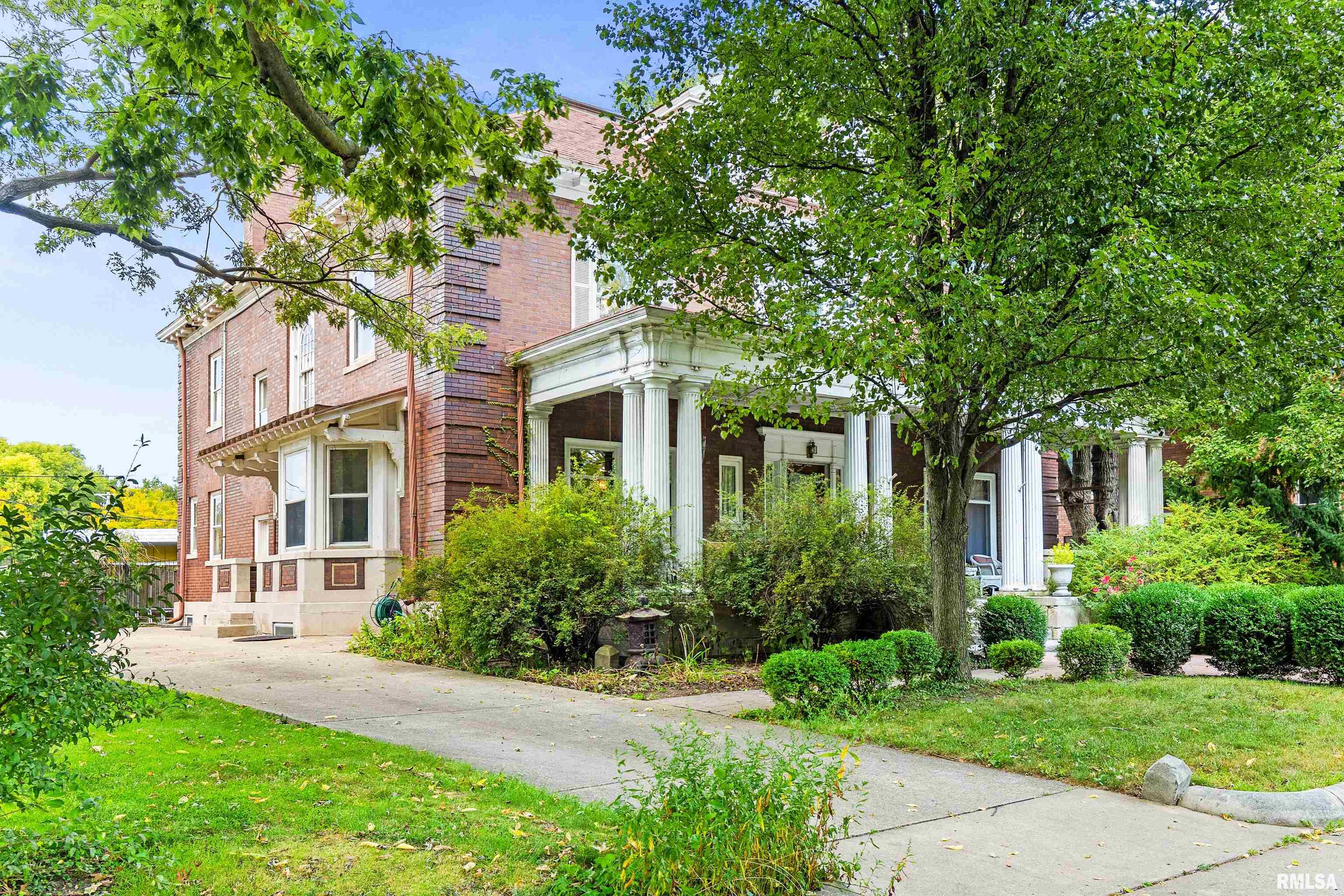 423 West High Street Peoria, IL 61606 - Photo 2 of 58