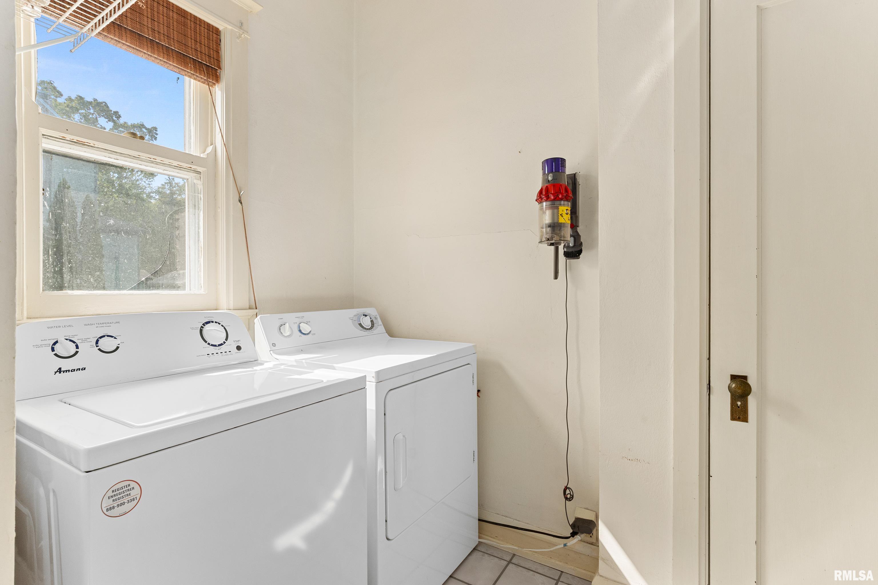 423 West High Street Peoria, IL 61606 - Photo 34 of 58