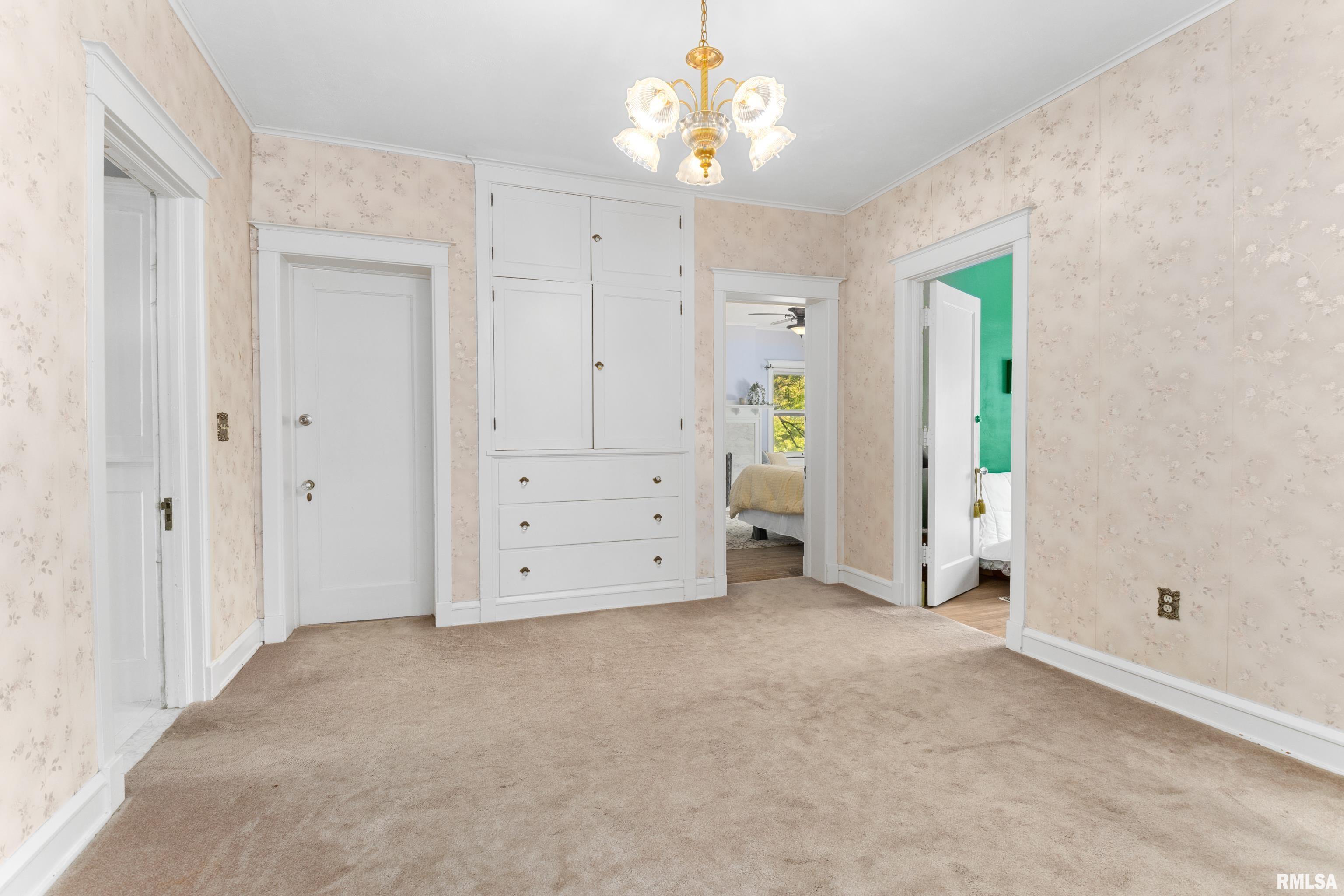 423 West High Street Peoria, IL 61606 - Photo 38 of 58