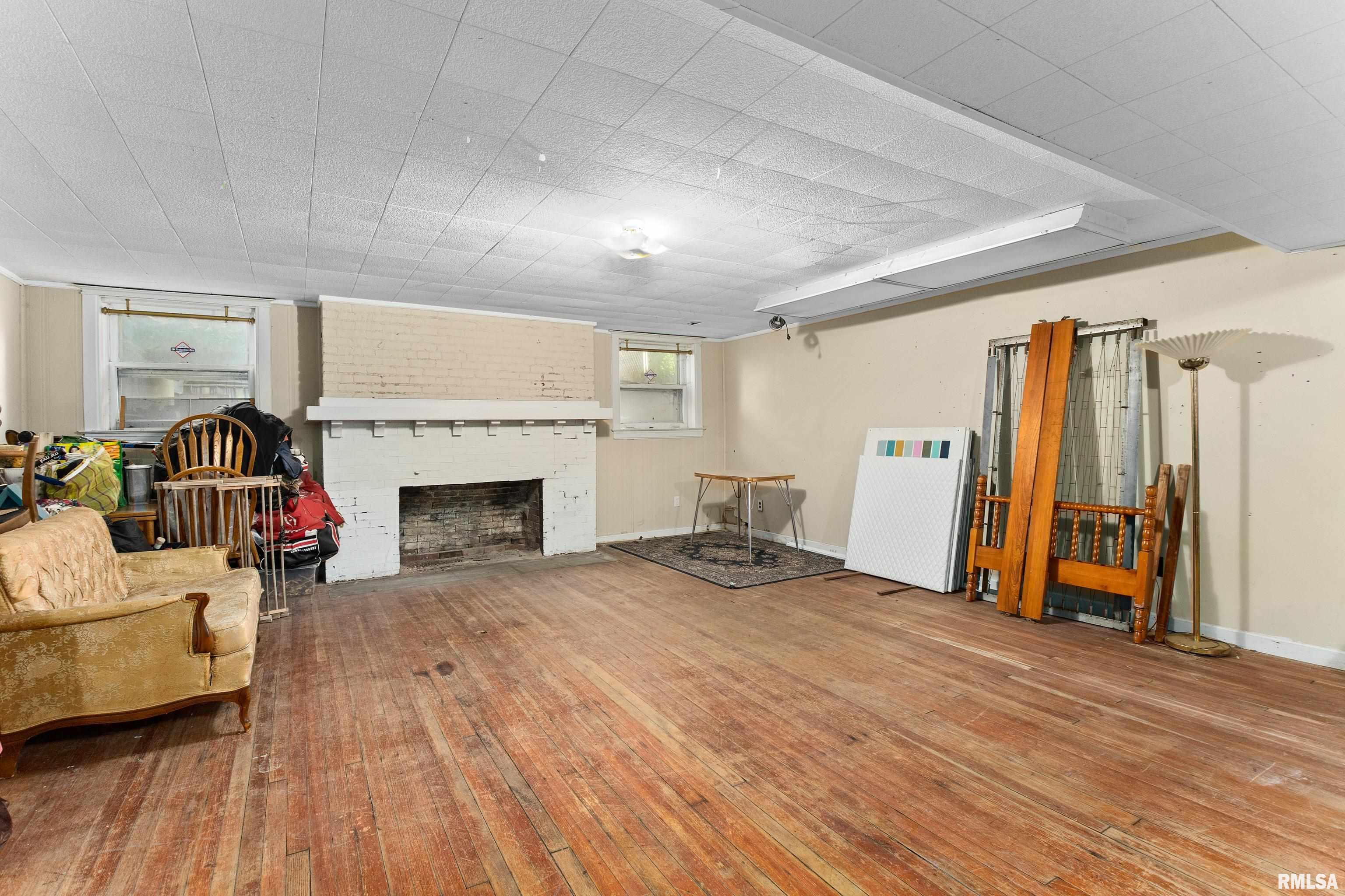 423 West High Street Peoria, IL 61606 - Photo 56 of 58