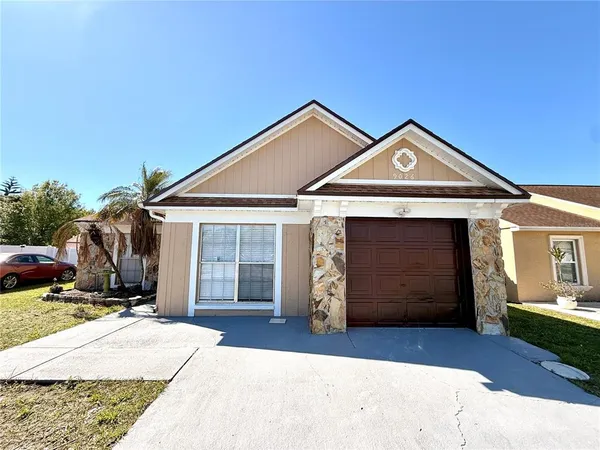 $2,600 | 9026 Dixiana Villa Circle, Tampa, FL 33635