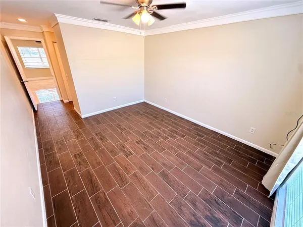 $2,600 | 9026 Dixiana Villa Circle, Tampa, FL 33635