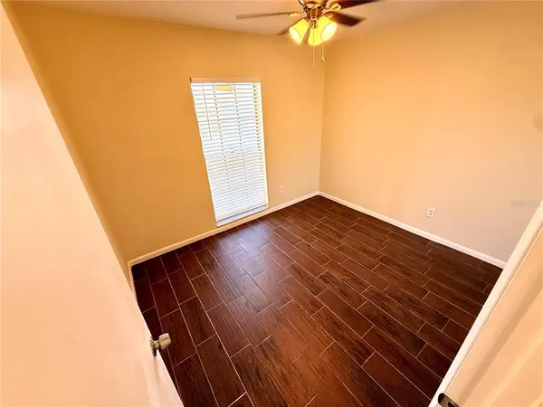 $2,600 | 9026 Dixiana Villa Circle, Tampa, FL 33635