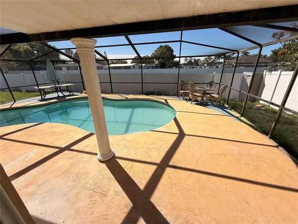 $2,600 | 9026 Dixiana Villa Circle, Tampa, FL 33635