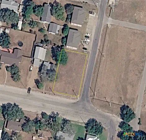 $75,000 | 610 East Reuss Boulevard, Cuero, TX 77954