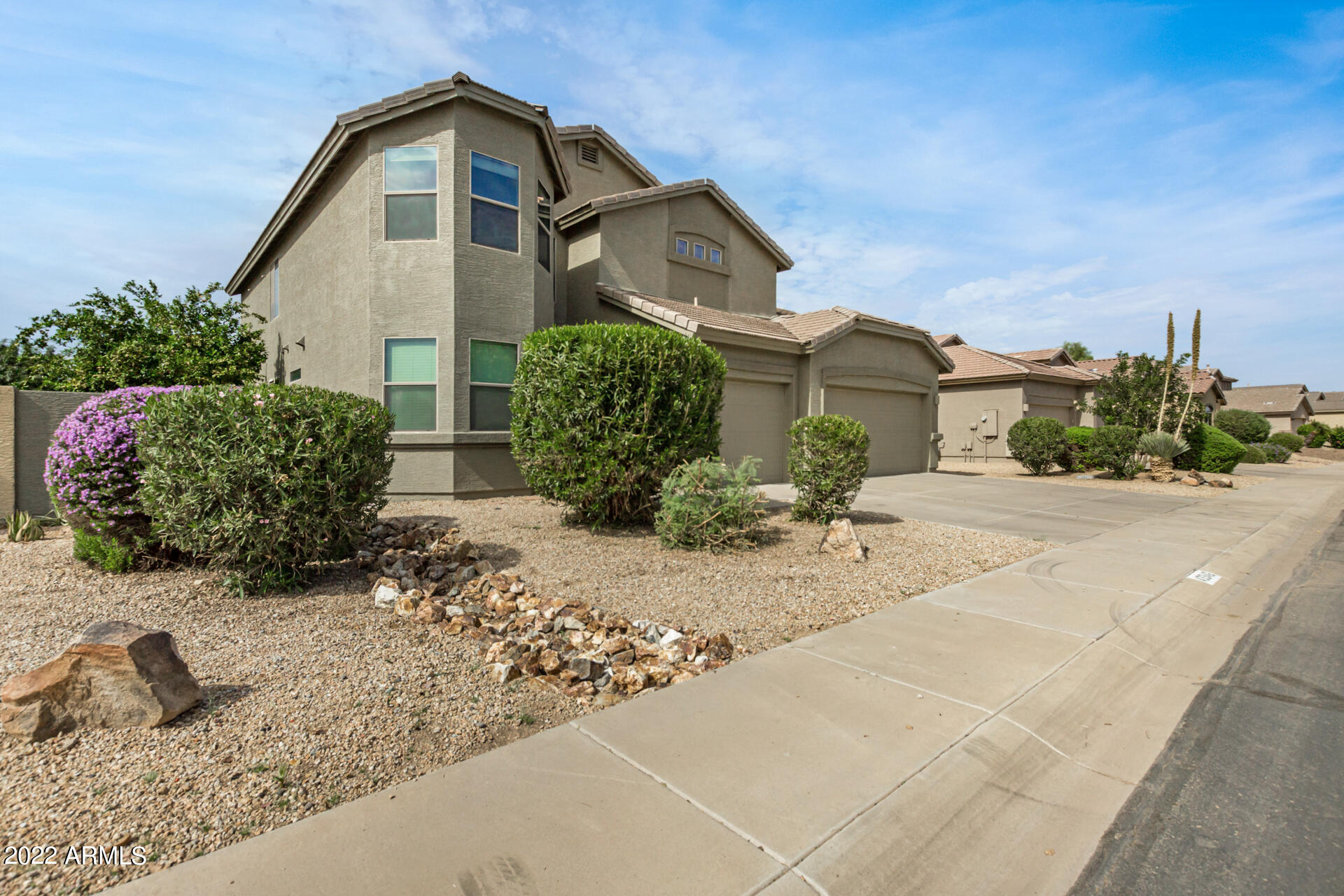 43346 West Venture Road Maricopa, AZ 85138 - Photo 5 of 51 06 - Venture