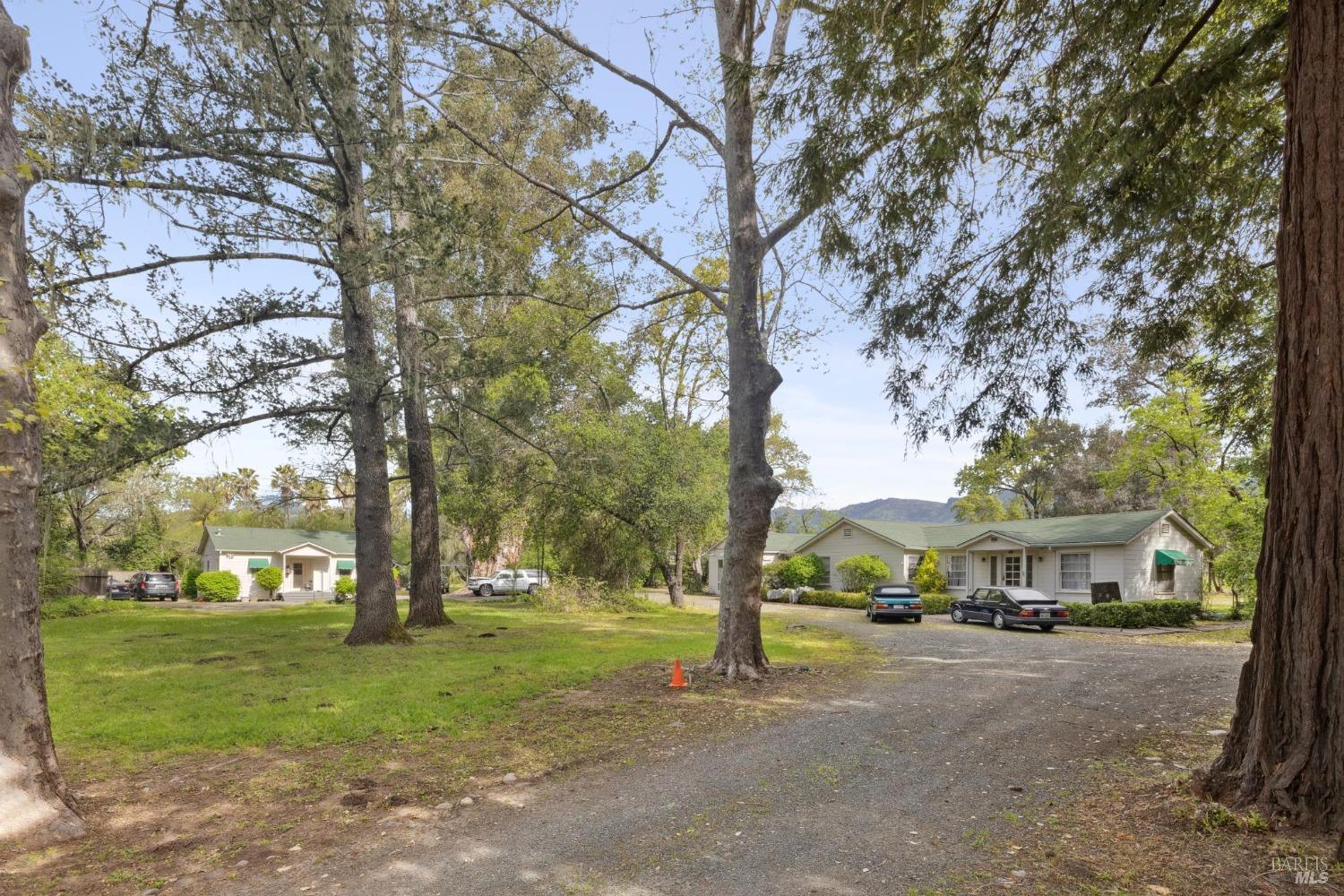 3048 Myrtledale Road Calistoga, CA 94515 - Photo 14 of 36