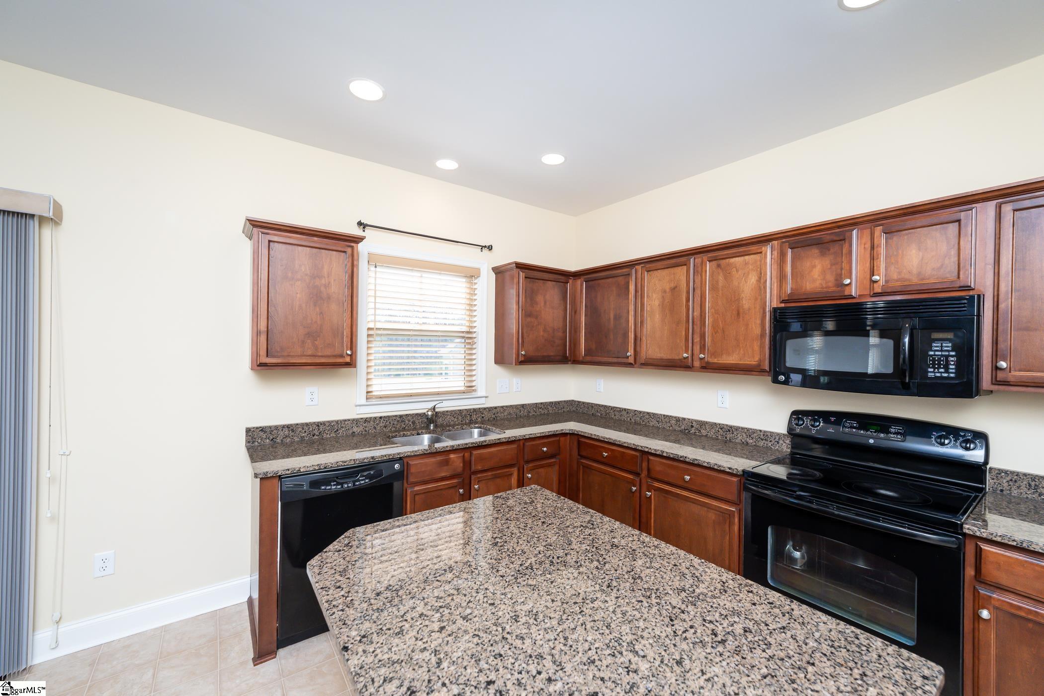 1007 Carlisle Place Anderson, SC 29621 - Photo 13 of 36