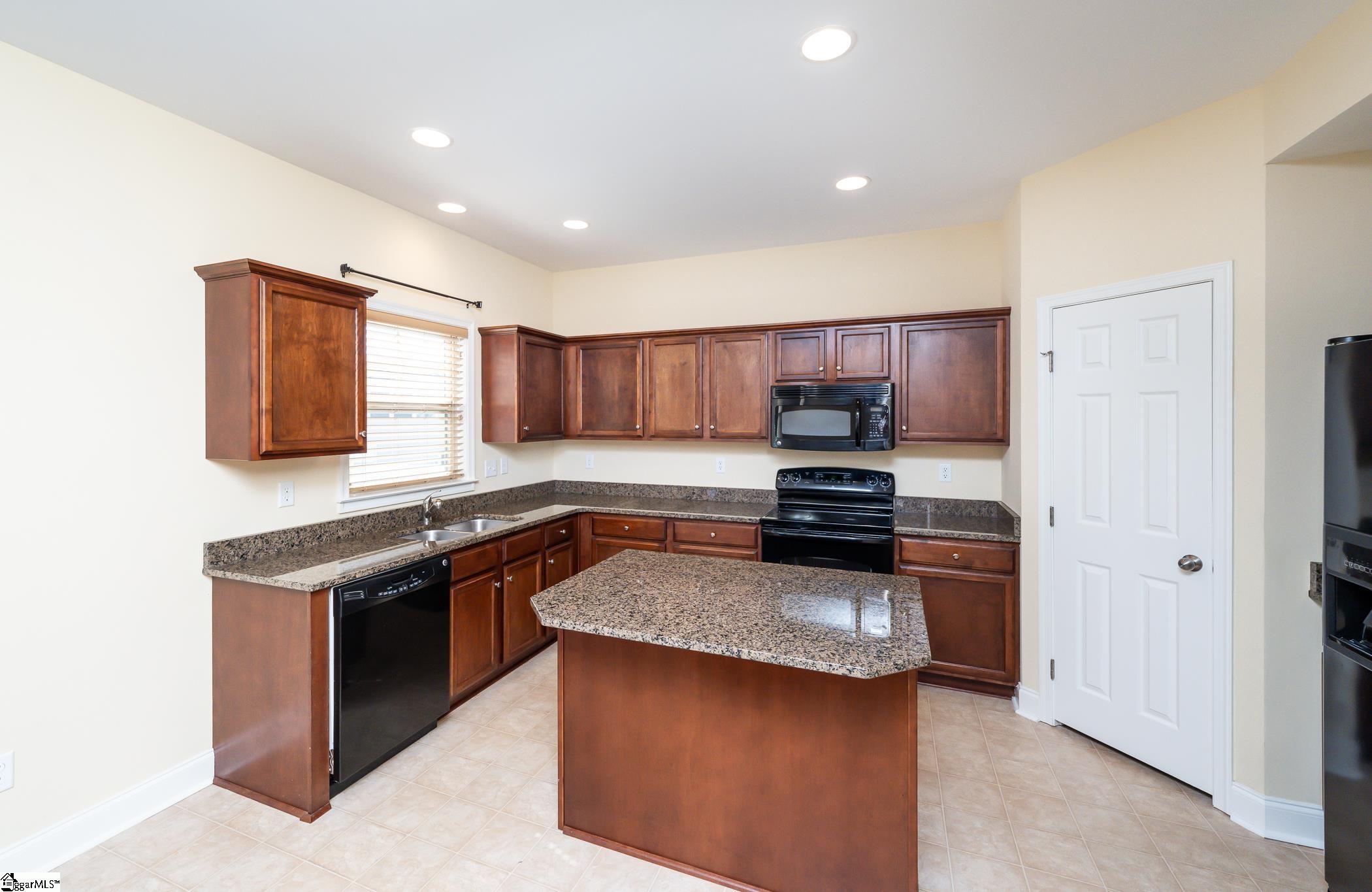 1007 Carlisle Place Anderson, SC 29621 - Photo 14 of 36