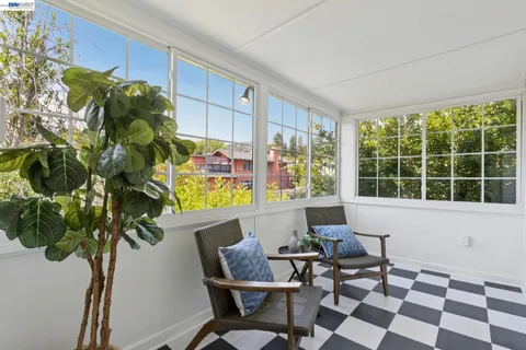 $1,595,000 | 2607 Alcatraz Avenue, Berkeley, CA 94618