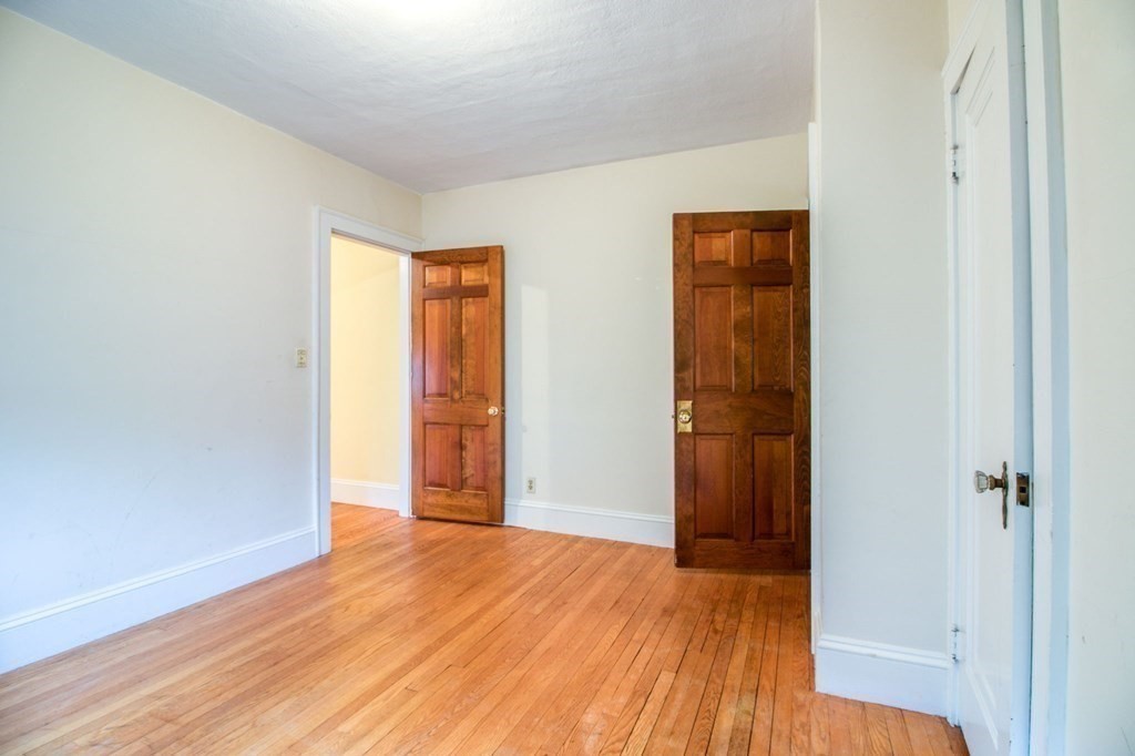 83-85 Mayfair Avenue Springfield, MA 01104 - Photo 11 of 23 Gallery Image 11