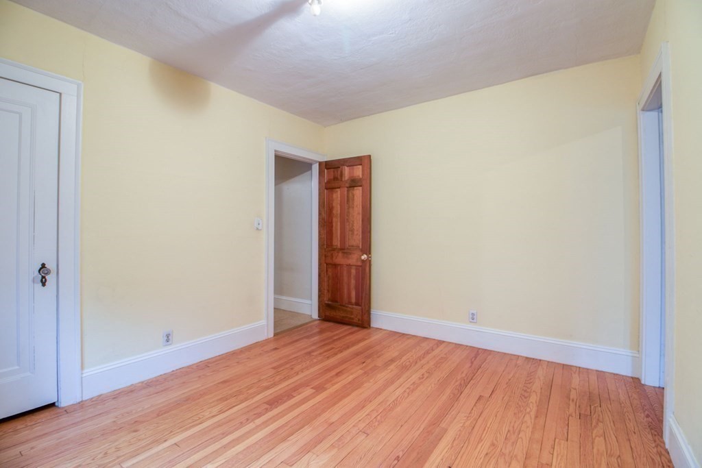 83-85 Mayfair Avenue Springfield, MA 01104 - Photo 12 of 23 Gallery Image 12