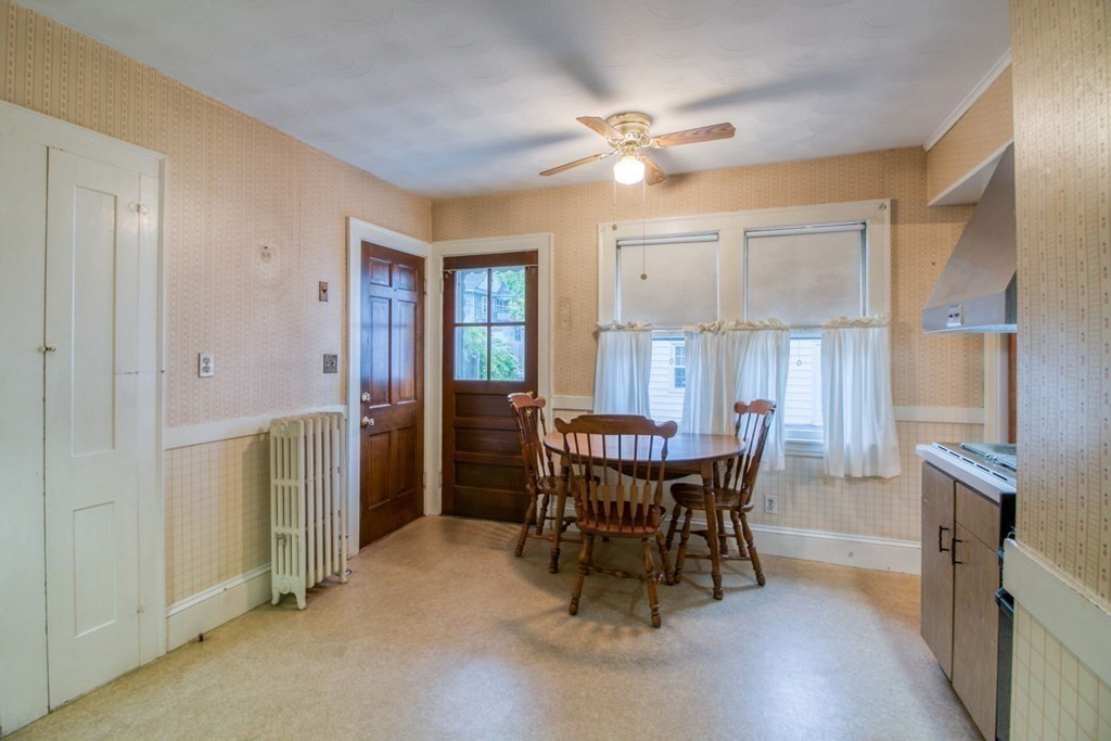 83-85 Mayfair Avenue Springfield, MA 01104 - Photo 5 of 23 Gallery Image 5
