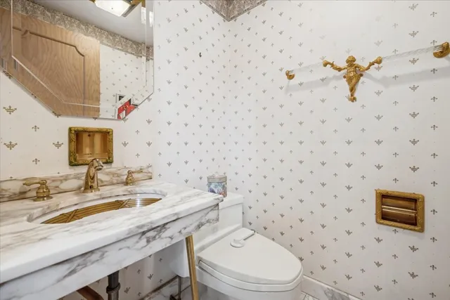 $830,000 | 1344 Monroe Avenue, River Forest, IL 60305