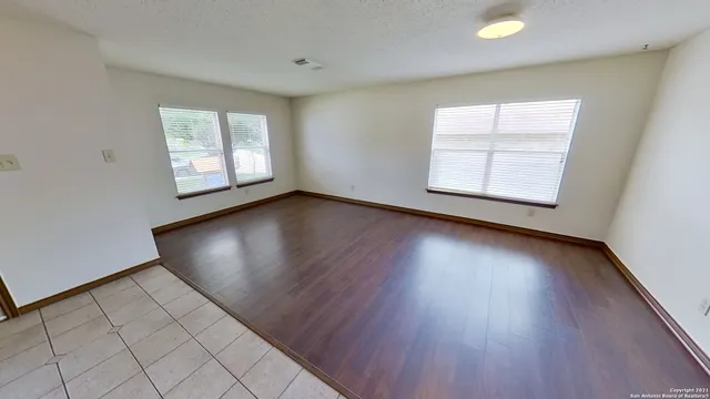 $1,800 | 2547 Smokey Creek, Schertz, TX 78154