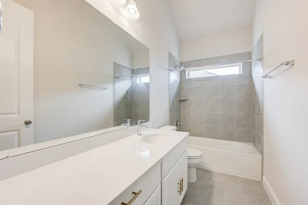 $2,600 | 179 Solana Point Drive, Katy, TX 77493