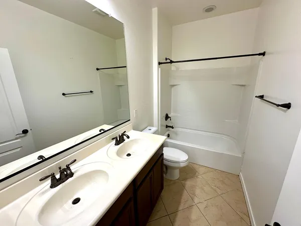 $2,495 | 4261 North 180th Lane, Goodyear, AZ 85395