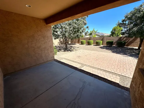$2,495 | 4261 North 180th Lane, Goodyear, AZ 85395