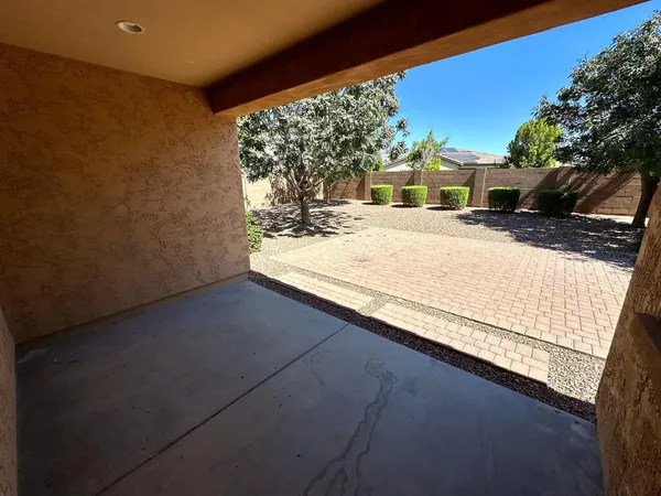 $2,395 | 4261 North 180th Lane, Goodyear, AZ 85395