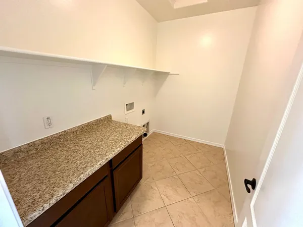 $2,395 | 4261 North 180th Lane, Goodyear, AZ 85395