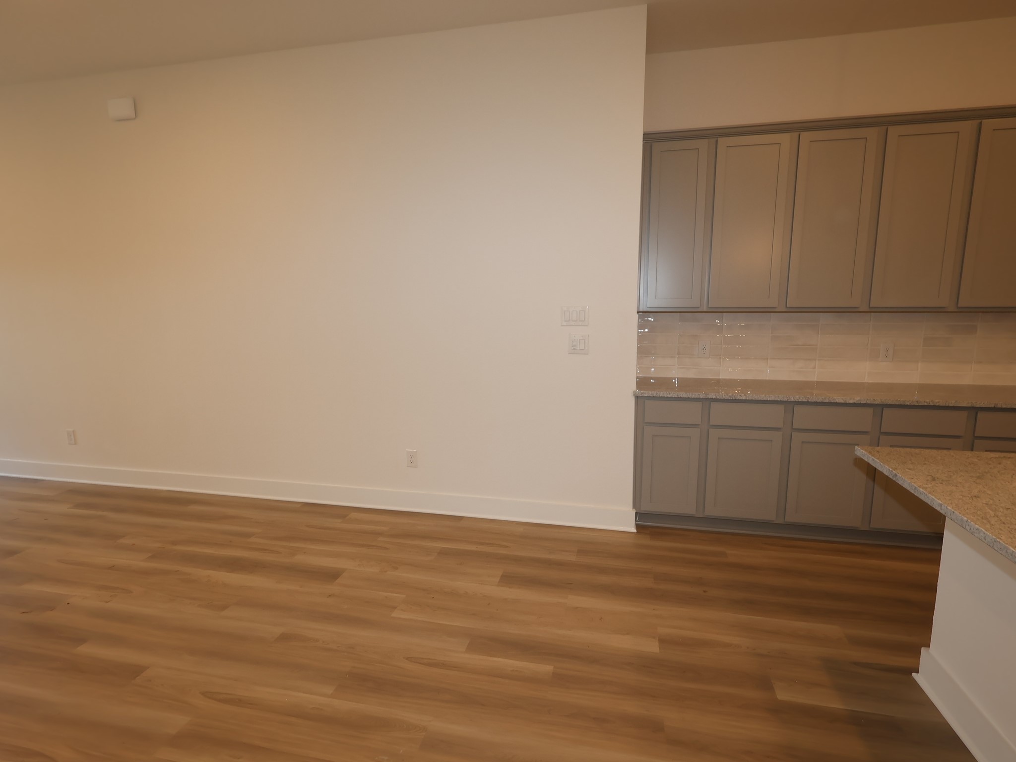 1908 Sleeping Hls Drive Rosenberg, TX 77471 - Photo 4 of 19