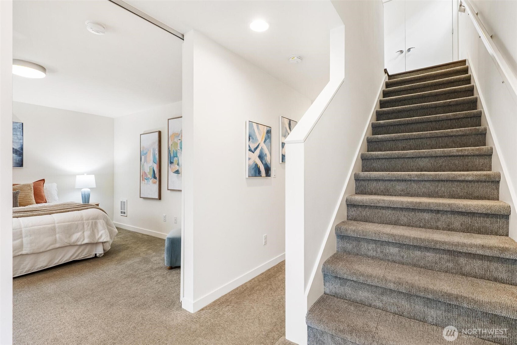 3812 22nd Avenue Southwest Seattle, WA 98106 - Photo 27 of 37