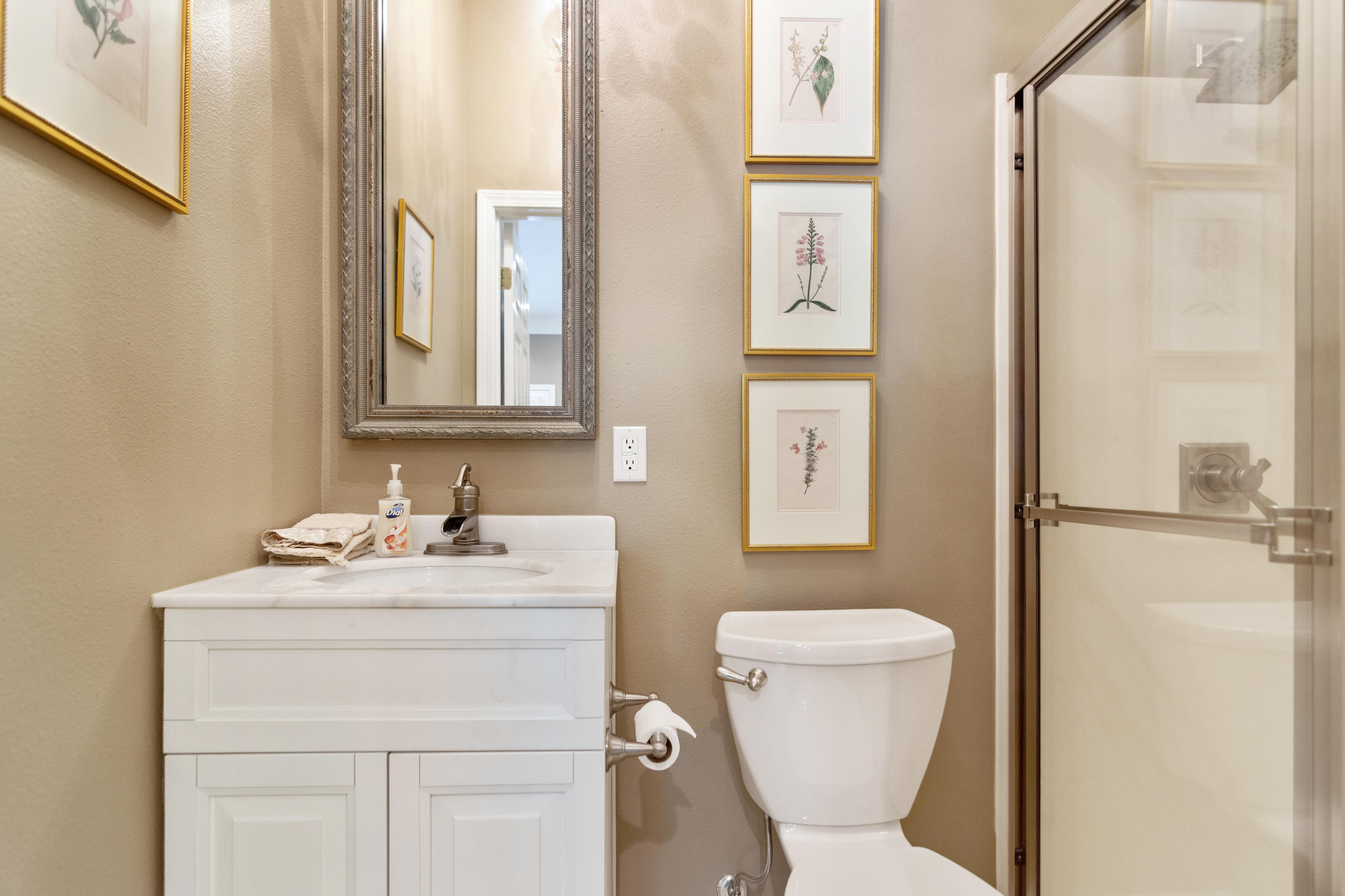 5676 Highway 2 DeFuniak Springs, FL 32433 - Photo 52 of 66 BATHROOM3