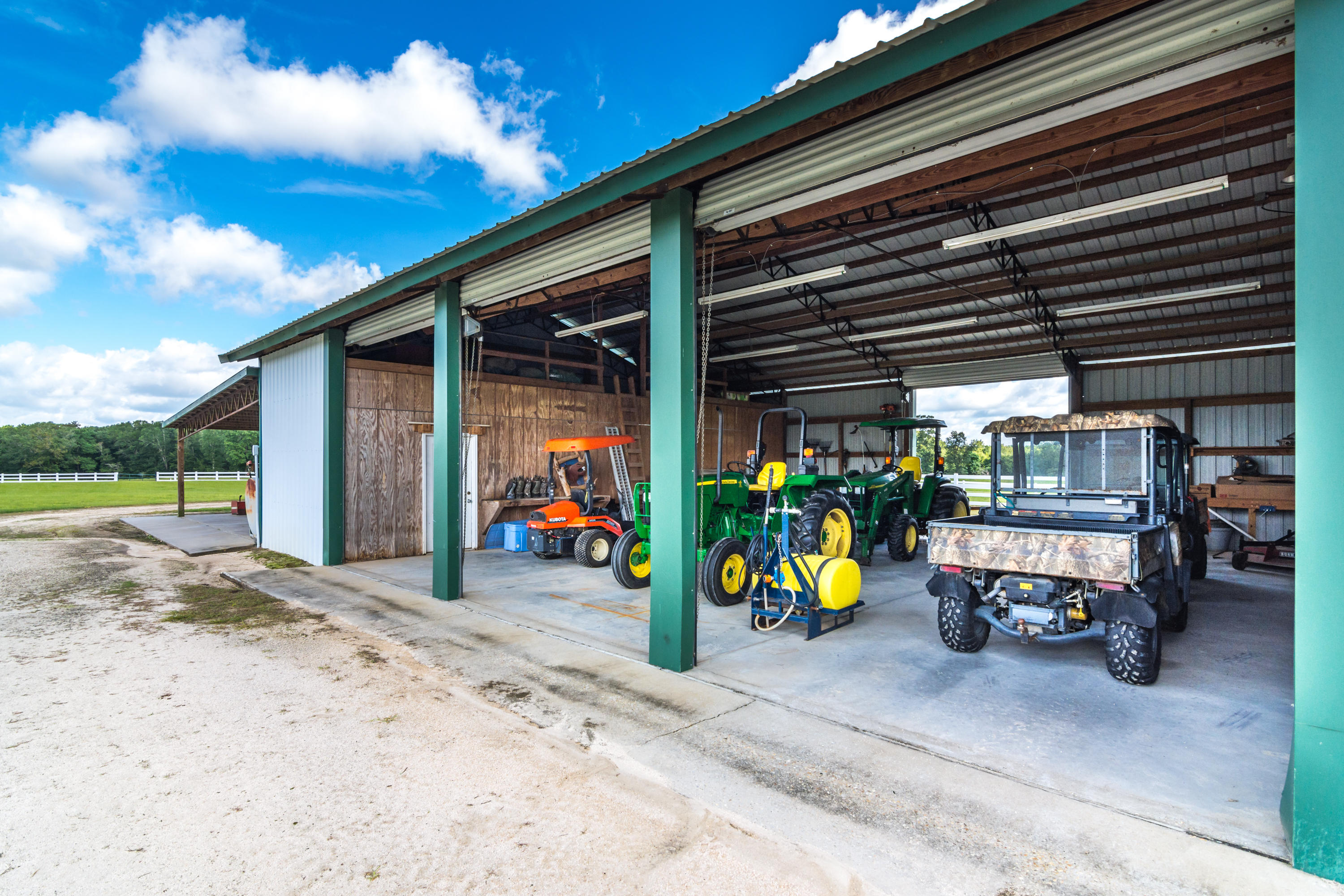 5676 Highway 2 DeFuniak Springs, FL 32433 - Photo 66 of 66 GARAGEVIEW6