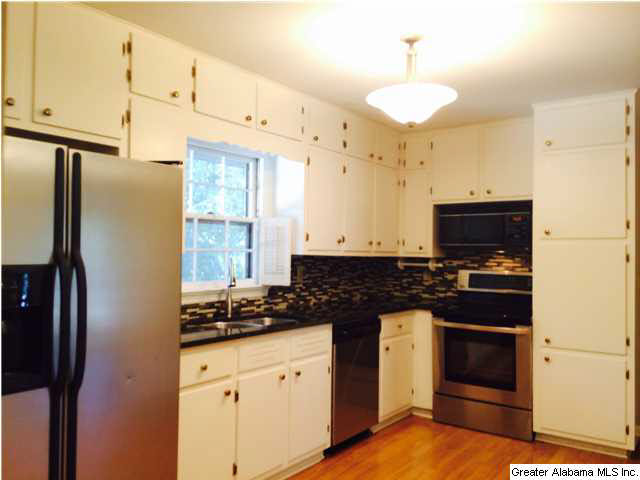 1300 Overwood Road Birmingham, AL 35222 - Photo 2 of 23